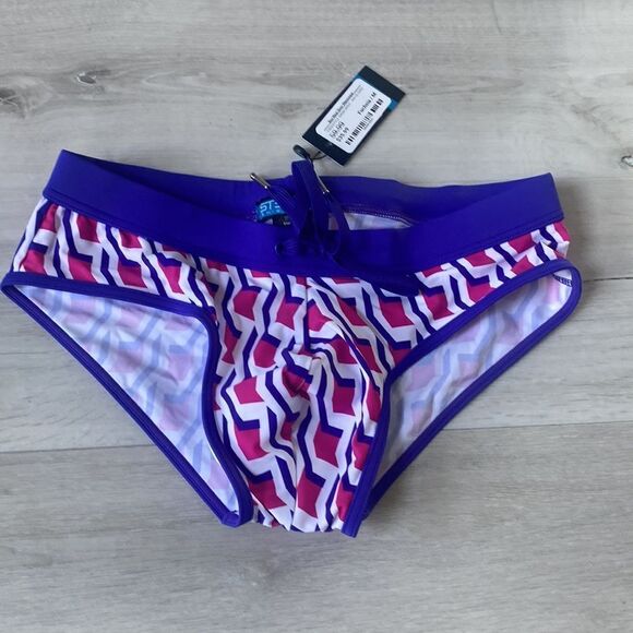 Steele Swimwear Boy Next Door Menswear Freestyle Swim Brief WaveGrid FuchiaM NWT - Picture 4 of 9